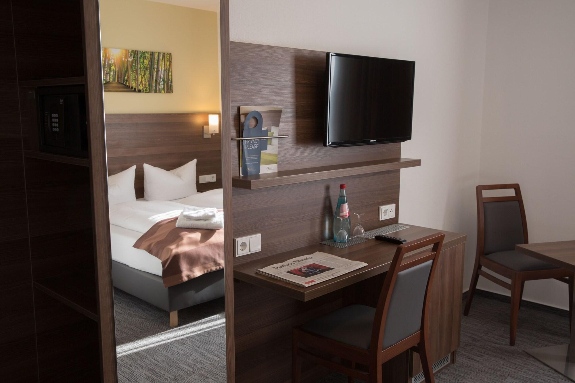 Goethe Conference Hotel By Trip Inn Франкфурт на Майн Екстериор снимка