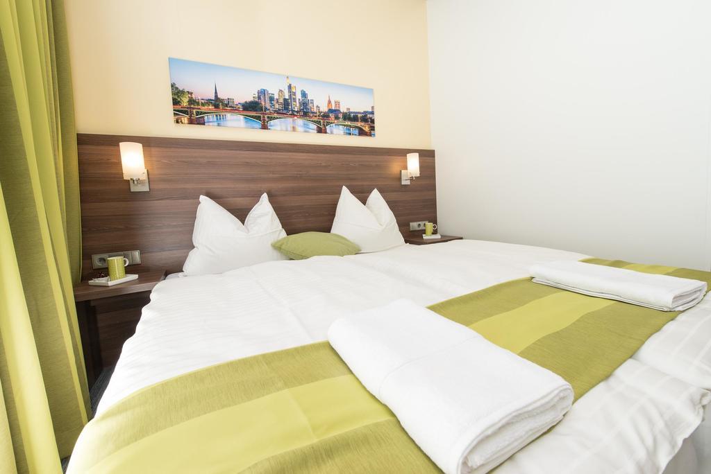 Goethe Conference Hotel By Trip Inn Франкфурт на Майн Екстериор снимка
