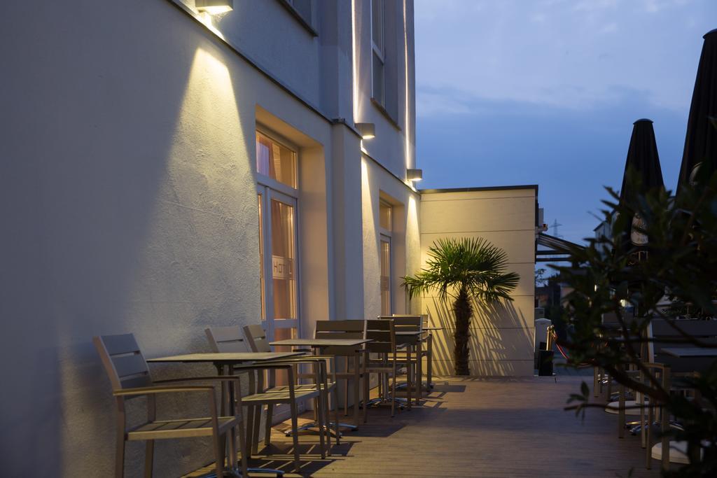 Goethe Conference Hotel By Trip Inn Франкфурт на Майн Екстериор снимка
