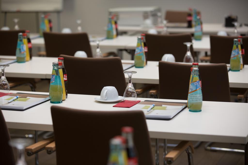 Goethe Conference Hotel By Trip Inn Франкфурт на Майн Екстериор снимка