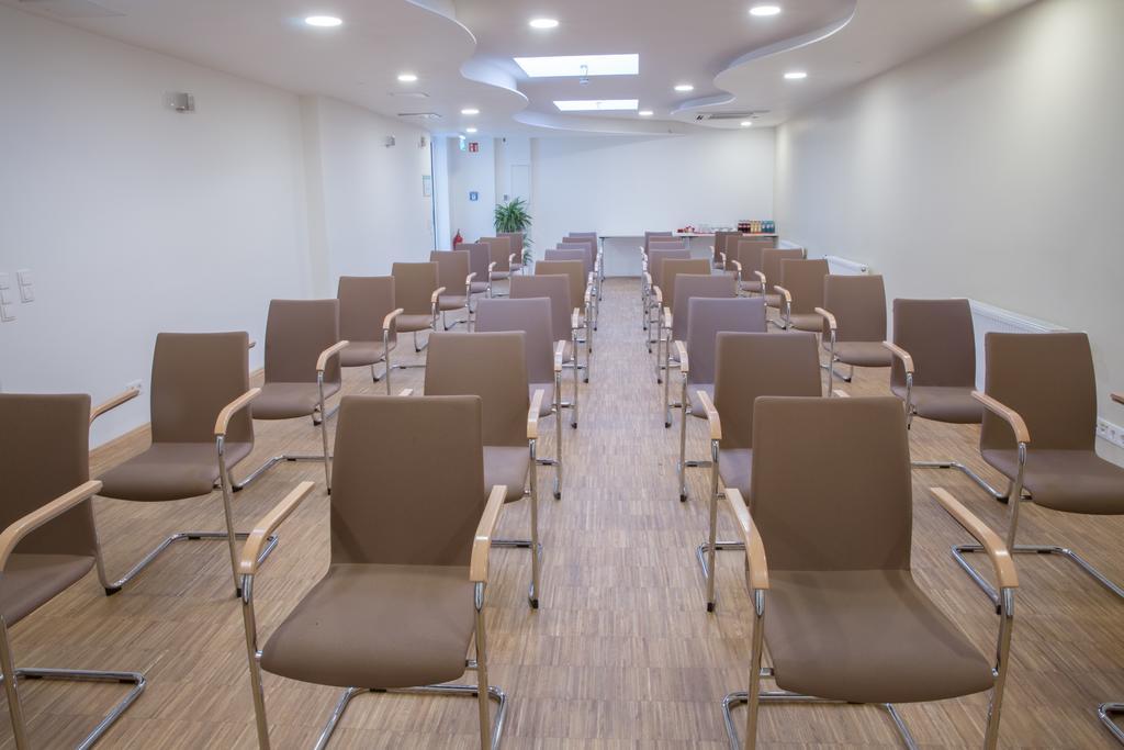 Goethe Conference Hotel By Trip Inn Франкфурт на Майн Екстериор снимка