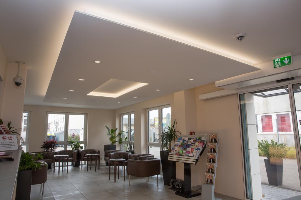 Goethe Conference Hotel By Trip Inn Франкфурт на Майн Екстериор снимка